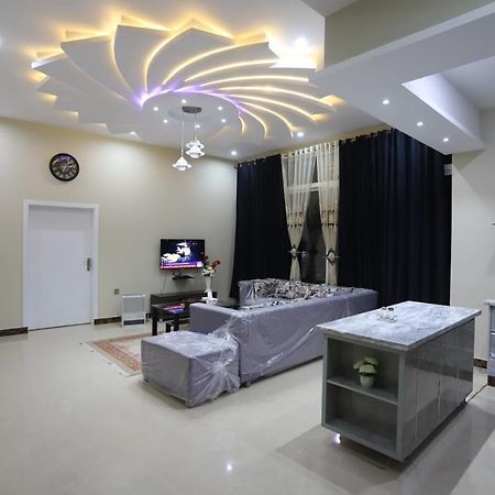 Aloche Apartments Murree Exterior photo