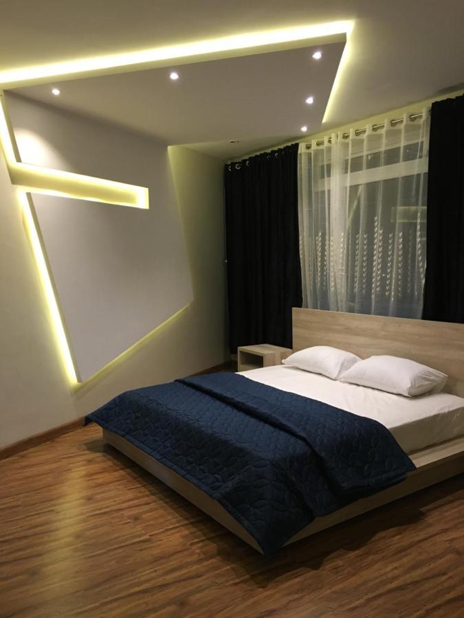 Aloche Apartments Murree Exterior photo