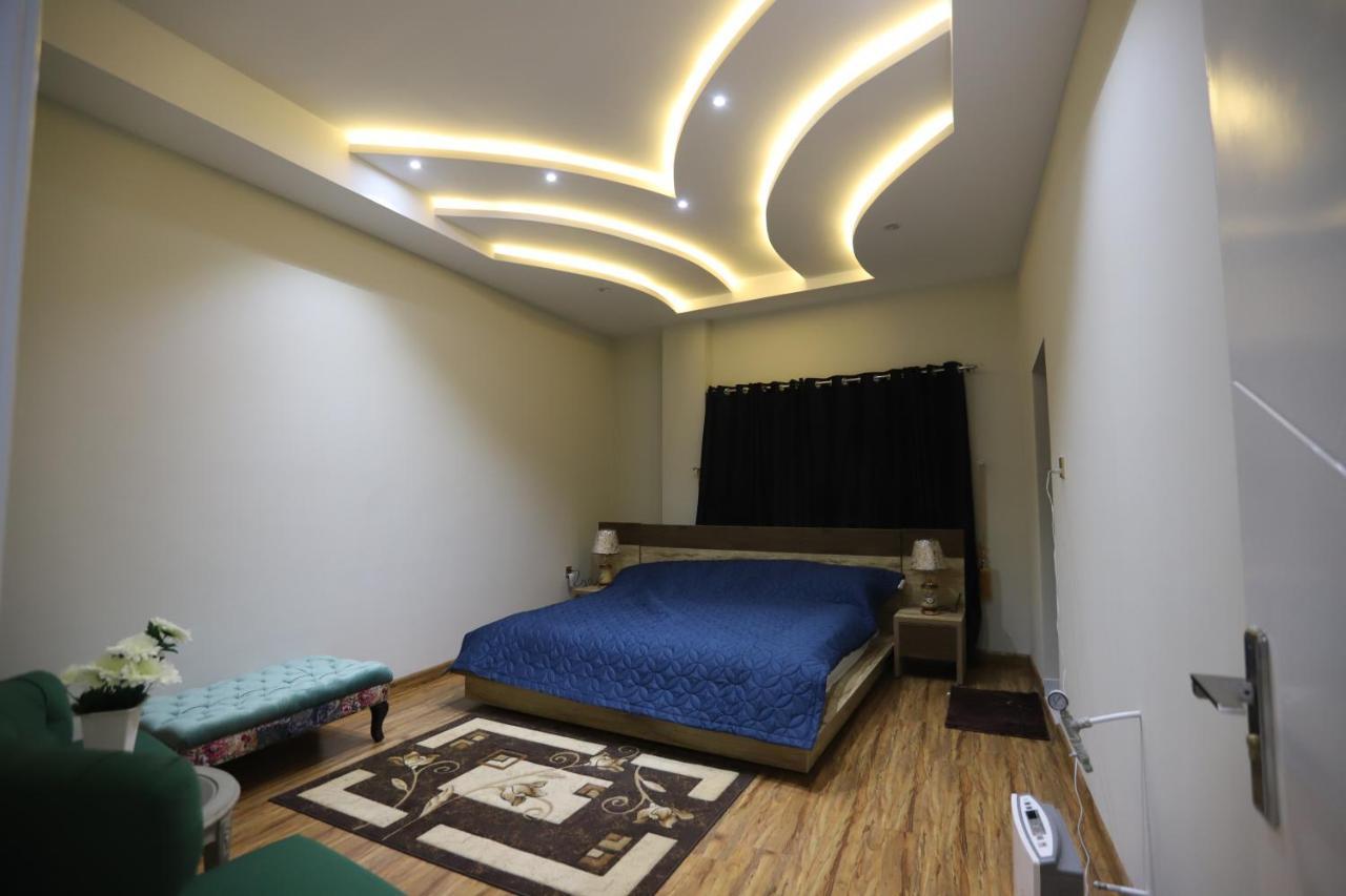 Aloche Apartments Murree Exterior photo
